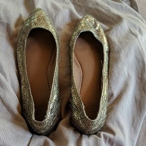 Lucky Brand size 9 peppy flats gold snakeskin